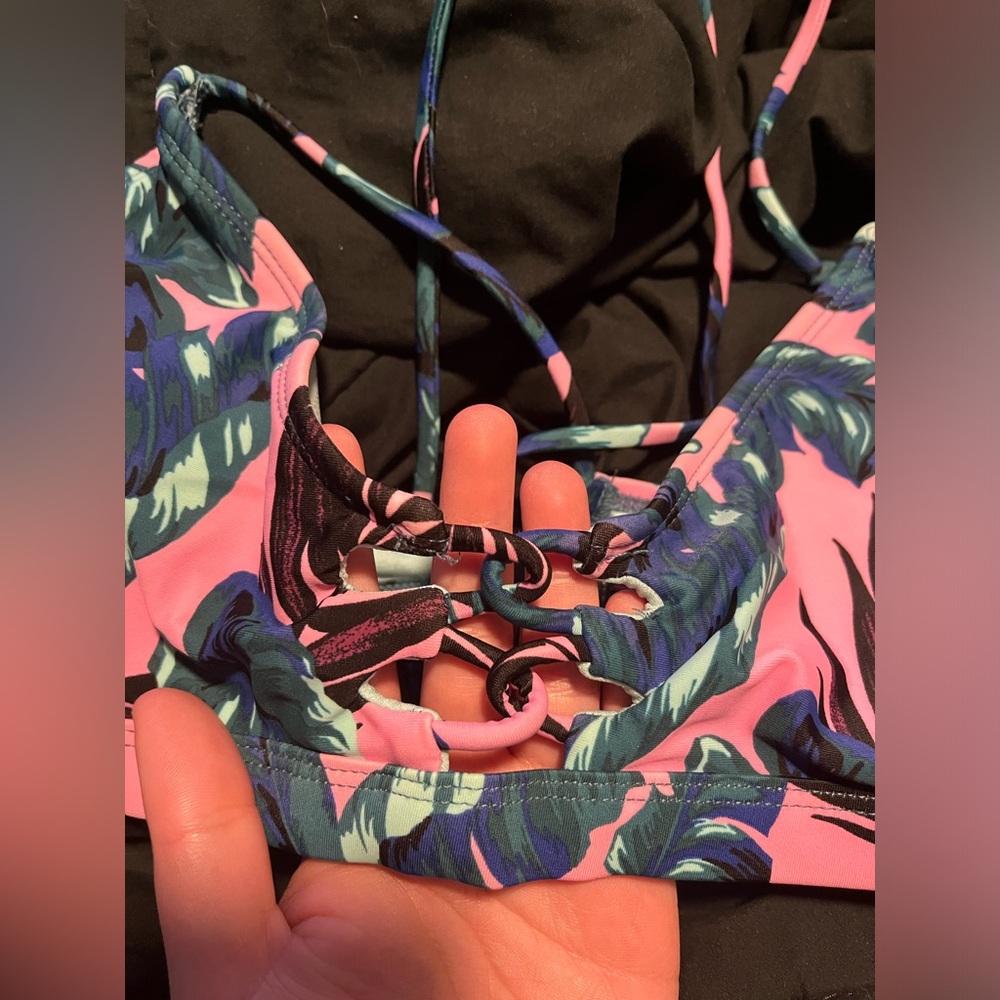 Floral Lace Up Bikini - Picture 3 of 4